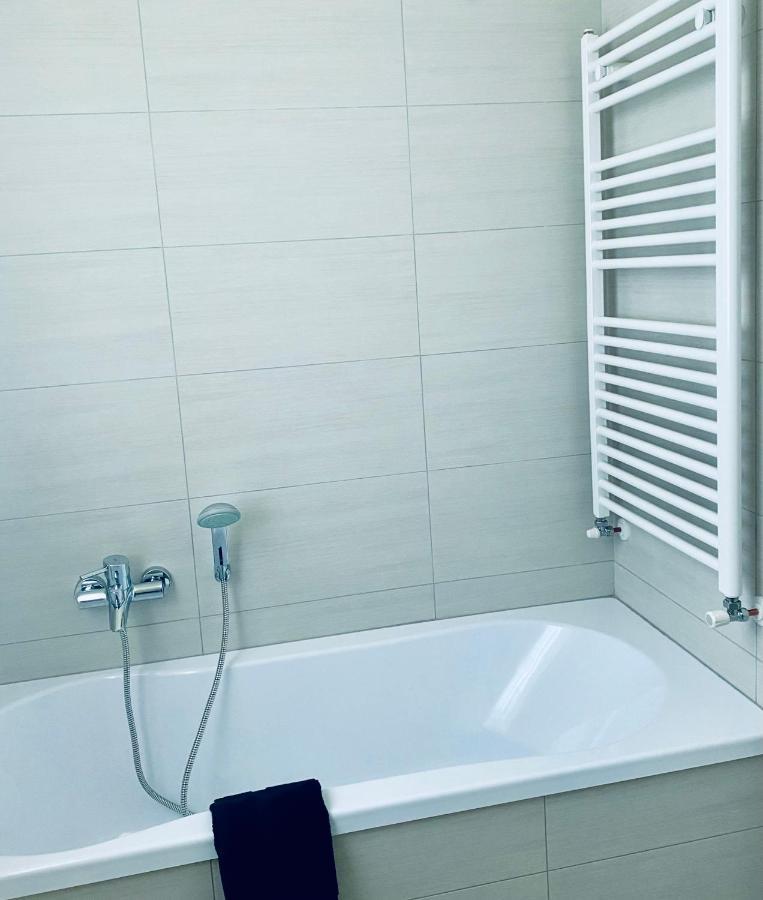 The Fahouse Apartment Тревизо Екстериор снимка